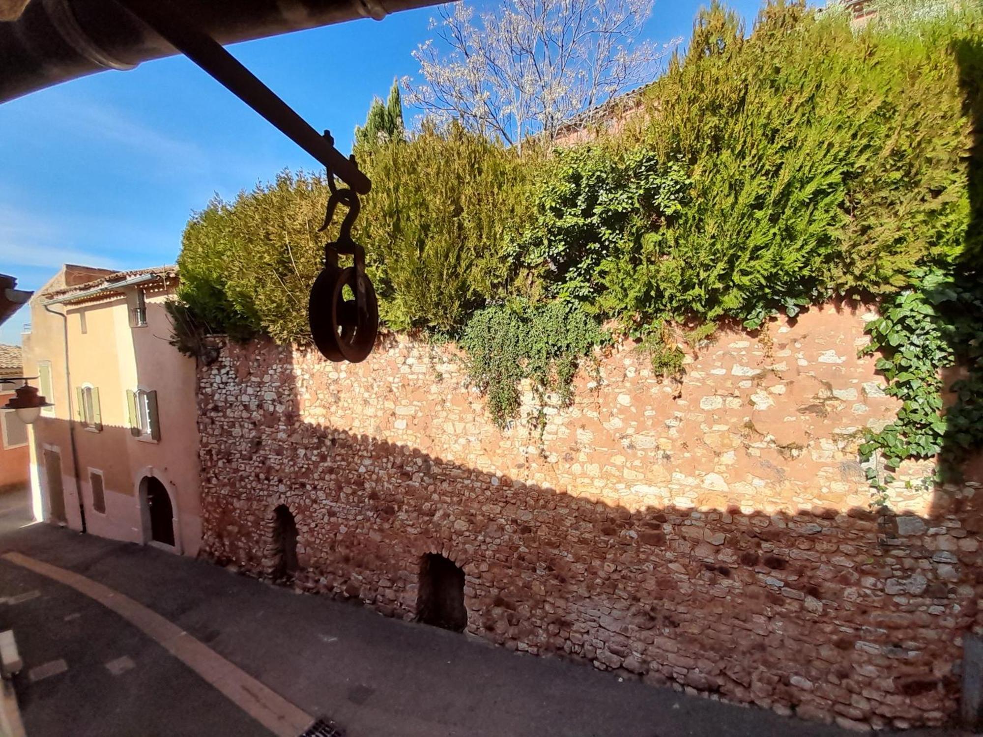 L'Atelier Au Coeur Du Village Roussillon en Isere المظهر الخارجي الصورة